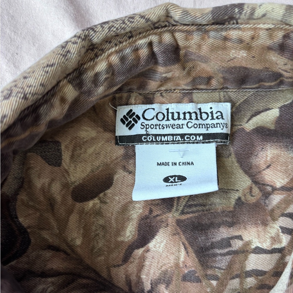 Mens Columbia Brown Camouflage Long Sleeve Button Up Shirt Size XL - Picture 2 of 8